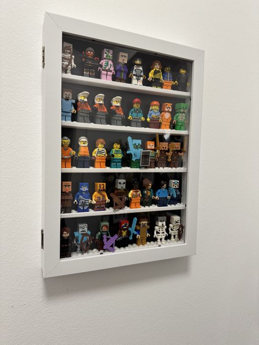 Casuță pentru omuleții lego