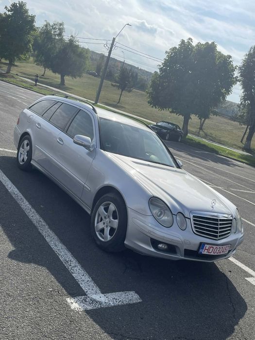 Vând Mercedes E-klasse