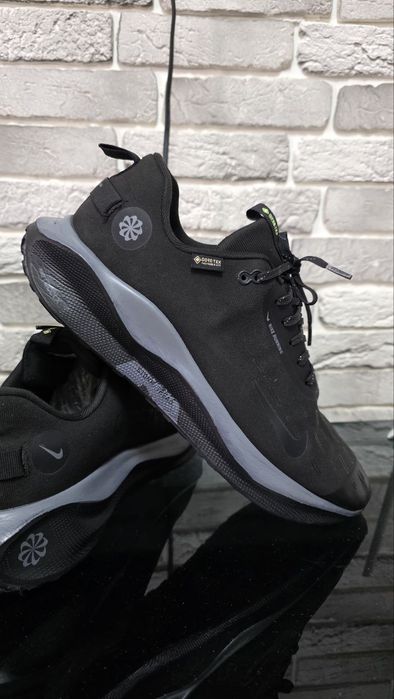 Оригинальные кроссы Nike