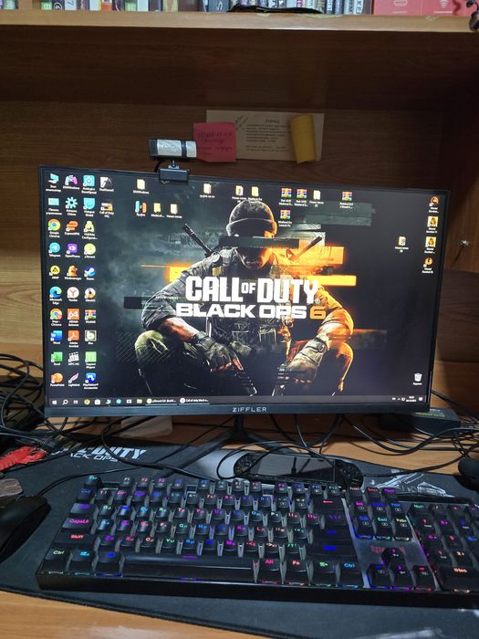 Продаю полностью весь комплект компьютер рабочий