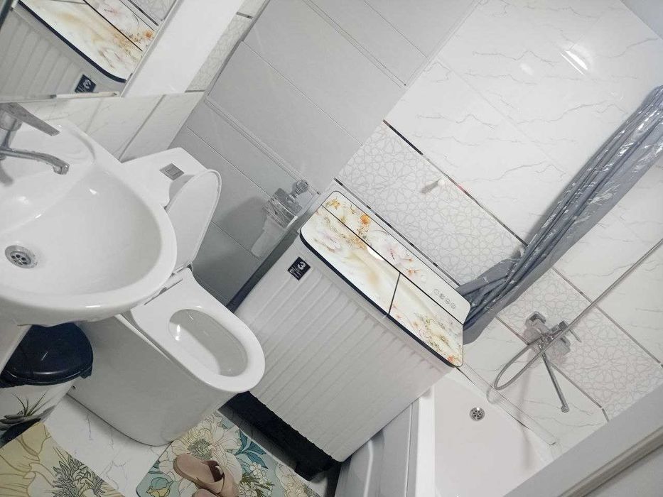 Jizzax shahrida joylashgan dom kelishlgan holda sotiladi. Krediti yo'q