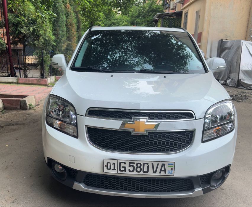 Орландо chevrolet автомат 3позиция в отличном состоянии