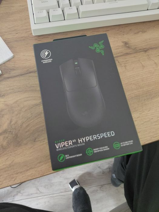 Беспроволная мышь Razer Viper V3 Hyperspeed