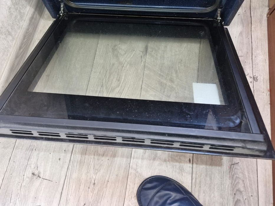 Продам электро духовку