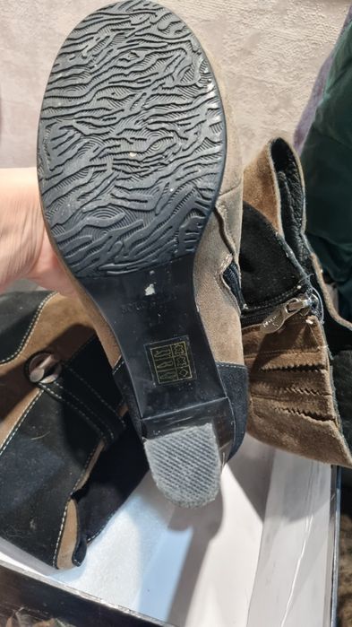 Продаю зимние сапоги!