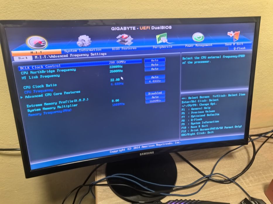 Kit AMD FX 9370 4.4 mh placa baza și rami 16g și ssd m2 256 placa vide