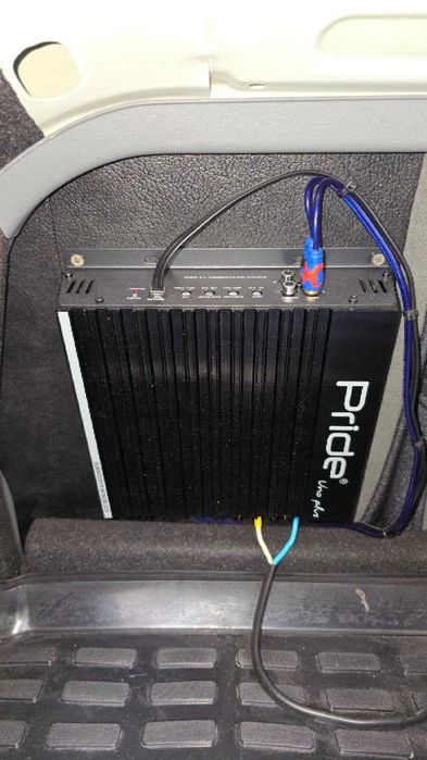 Продам усилитель с сабвуфером