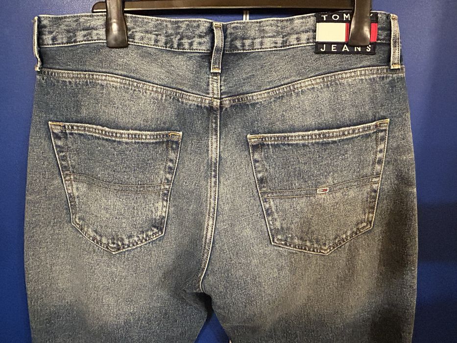 Blugi Tommy Hilfiger