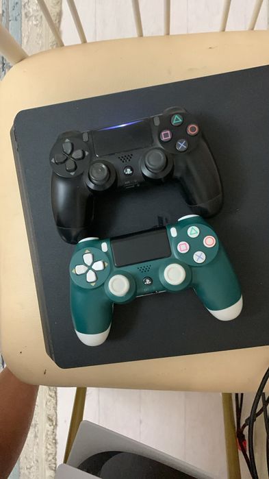 PlayStation 4 slim
