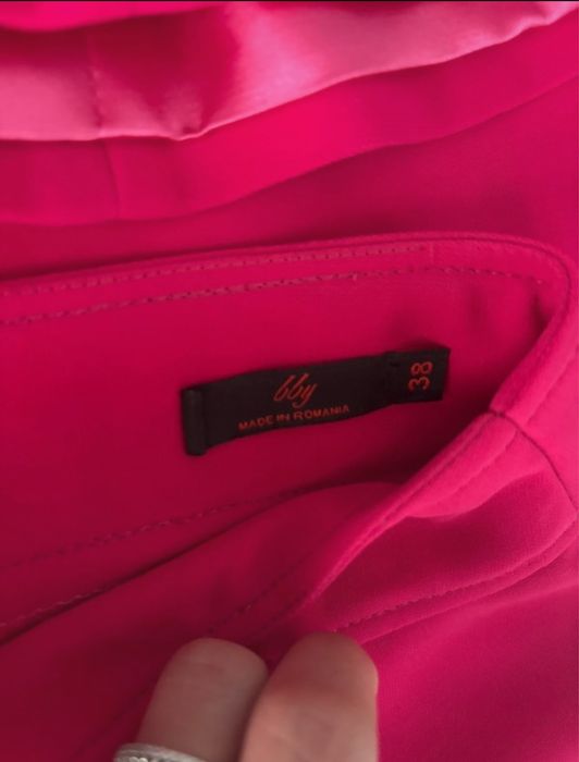 Costum Bby fucsia