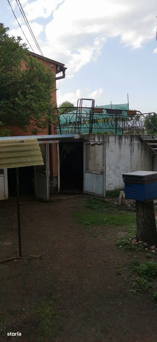 Casă de vânzare, 7 Noiembrie