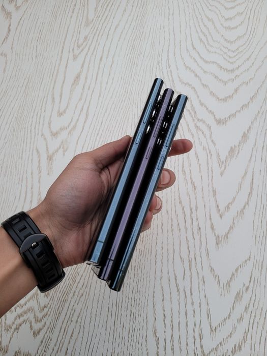 Samsung Galaxy S22 Ultra 5G. OzU 12/256 GB. Snapdragon 8 Gen 1