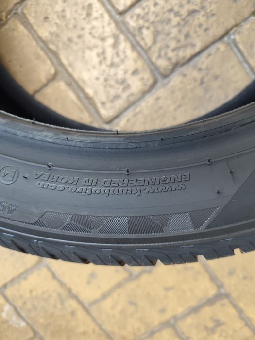 Нови всесезонни гуми Kumho 225/45/17 dot 26,225/45R17