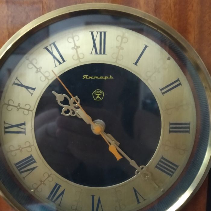 Настенные ретро часы