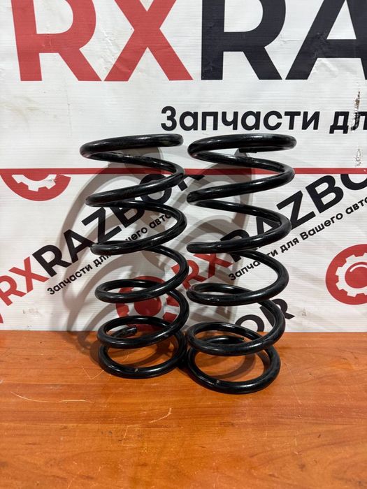 Задняя пружина на Лексус Рх 2015/2021 /lexus rx 270/350/450