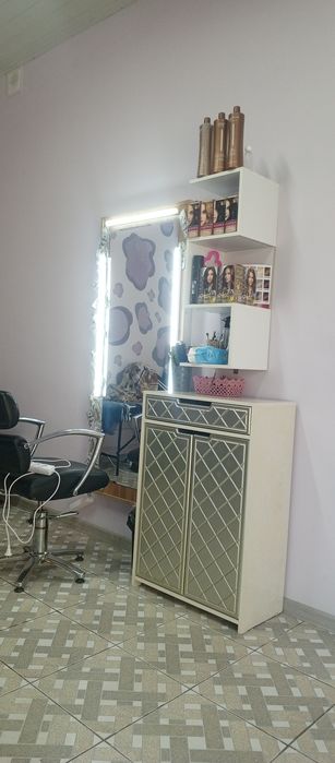 Зеркало для Салона