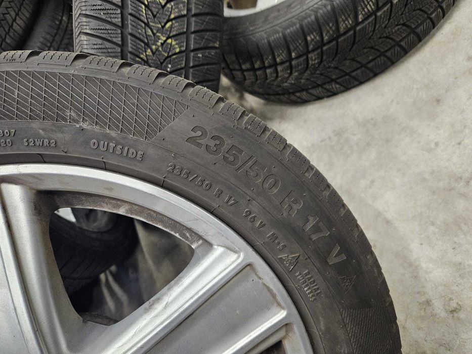 4 Anvelope IARNA 235.50.17 'Continental' ; stare foarte buna