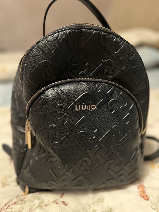 Дамска чанта lui jo -140 лв-не е носена