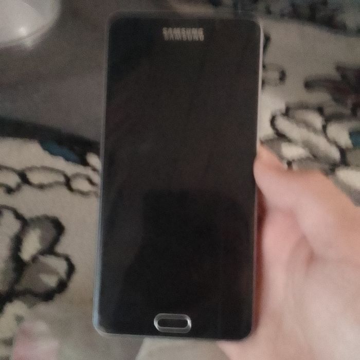 Samsung a7 sotiladi