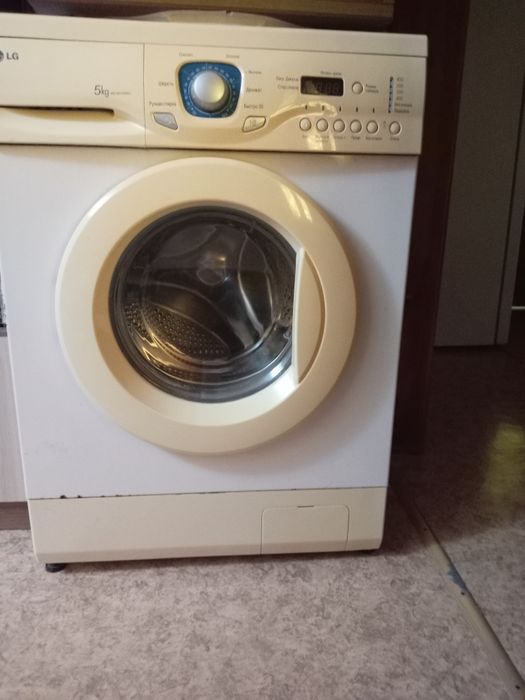Продам стиральную машину LG