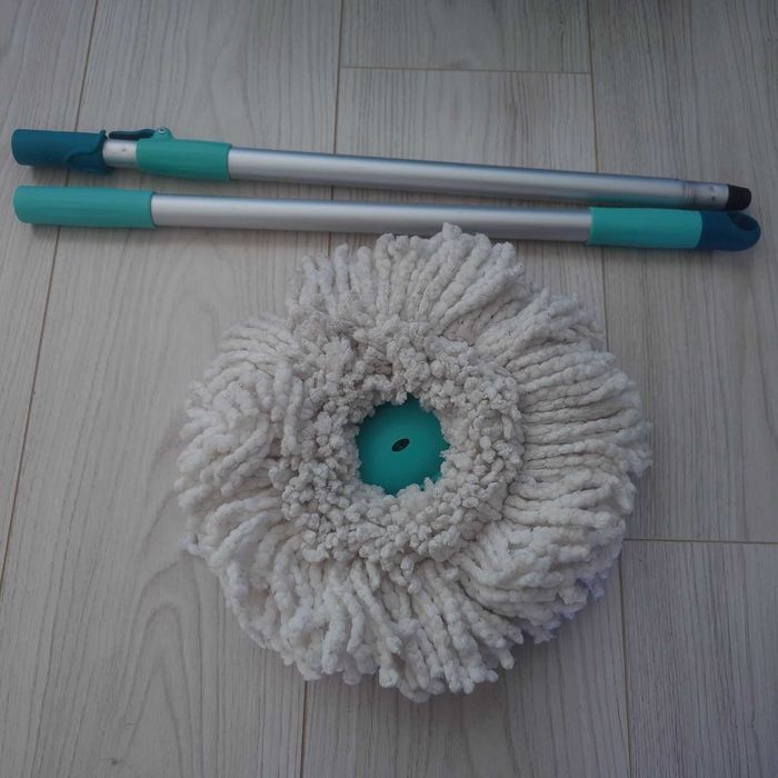 Комплект за почистване Leifheit Clean Twist Disc Mop Ergo
