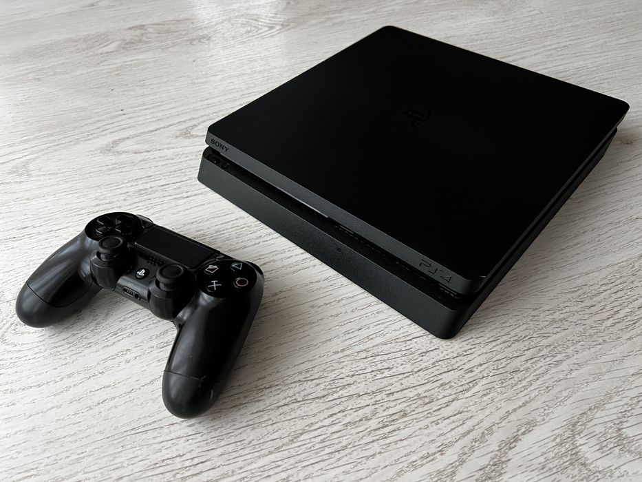 Consola Sony PS4 slim   , firmware 9.00, 500Gb comtroller original