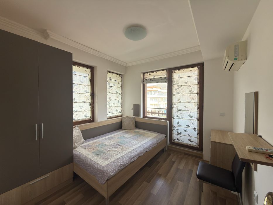 Свети Влас,  4 стаен  нов апартамент