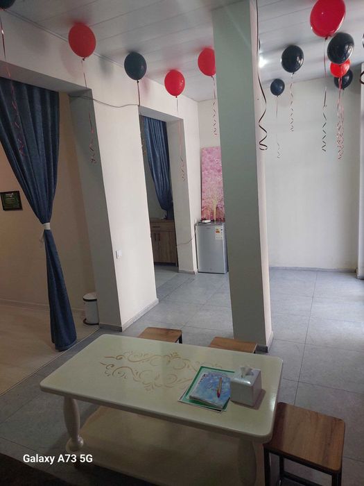 Jurnal stol sotiladi