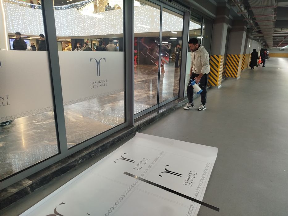 Оклейка матовый пленки (туманка) тонировка профессиональ мастер 24/7