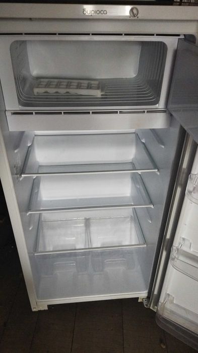 Холодильник Бирюса