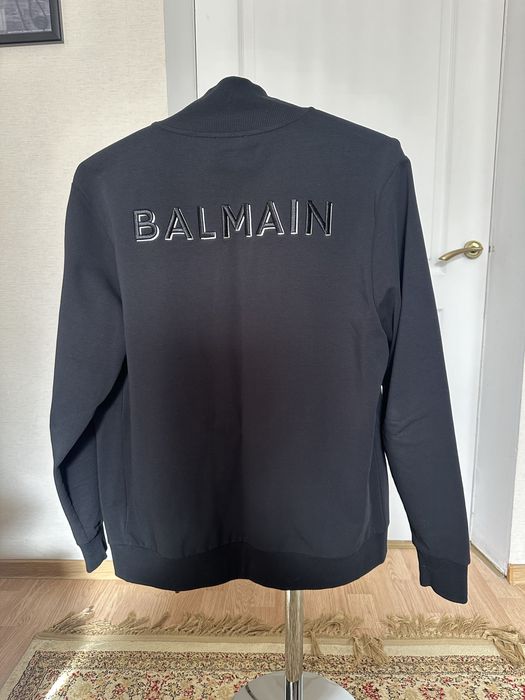 Спортивный костюм BALMAIN.