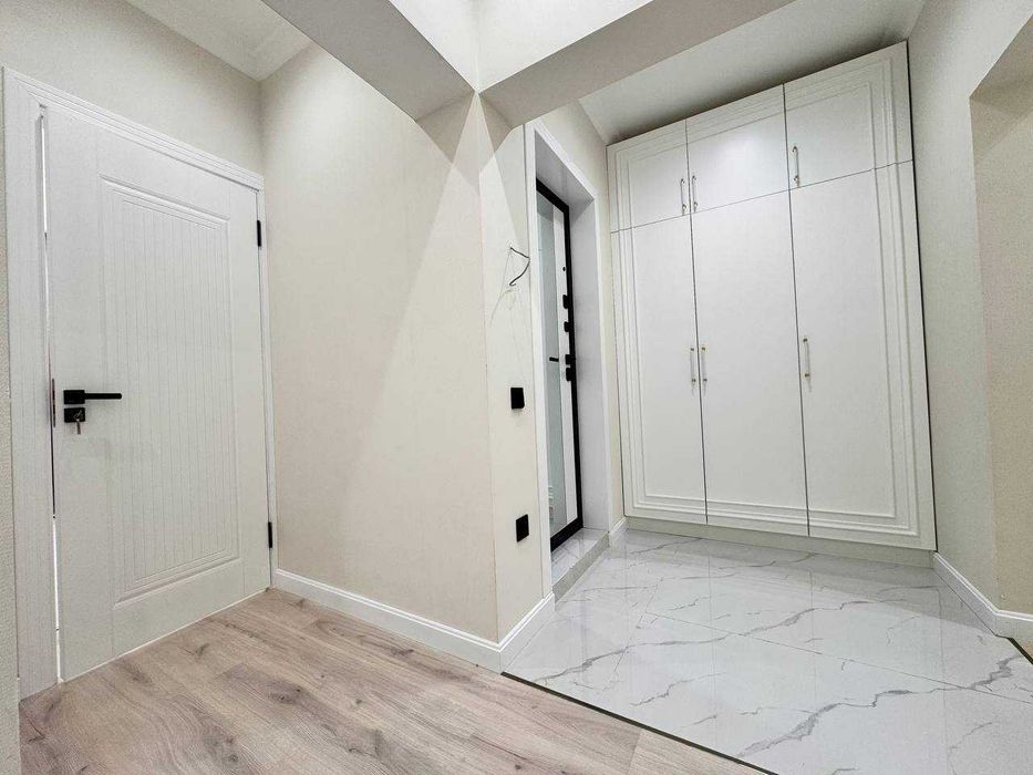 ул.Новомосковская стадион Старт 3(4)-комн 5/9 75 м² 2 с/у евроремонт