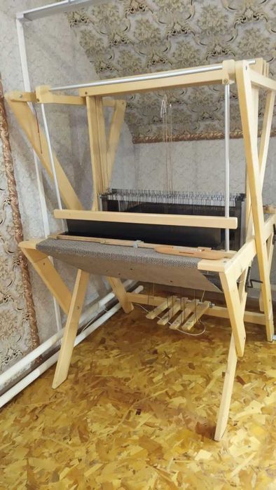 Продам напольный ткацкий станок