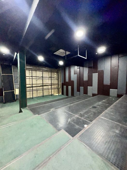 Сдаётся Помещение в ТЦ 1400м2 Орн-Максимка метро БИЙ (N8)