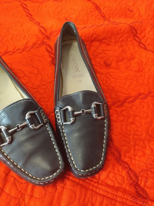 Pantofi Geox din piele!