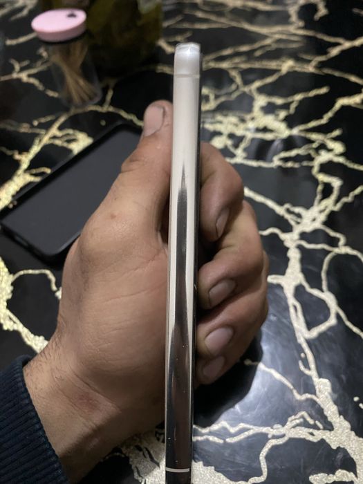 Самсунг s23 в отличном состаяние