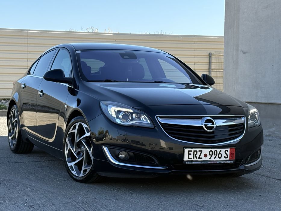 OPEL Insignia ~ 2014 ~ OPC Line ~ FULL OPTIONS ~ BiTurbo 194CP ~ Lane Assist - Side Assist ~ BOSE ~ Ventilatie ~ Camera spate ~ Led Xenon ~ Webasto ~