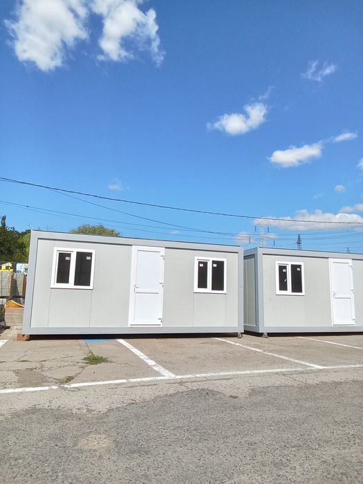 Cu garajul metalic izolat de la Containere FDC, puteți asigura o prote