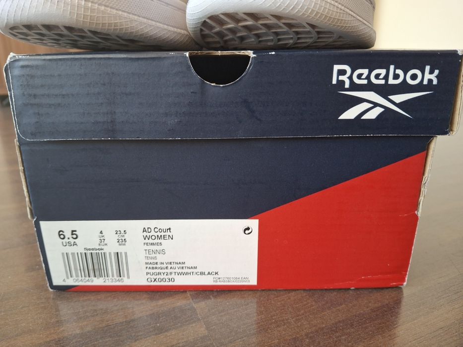 Дамски спортни обувки  Reebok