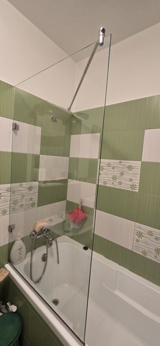 Sticlă securizată si oglinzi