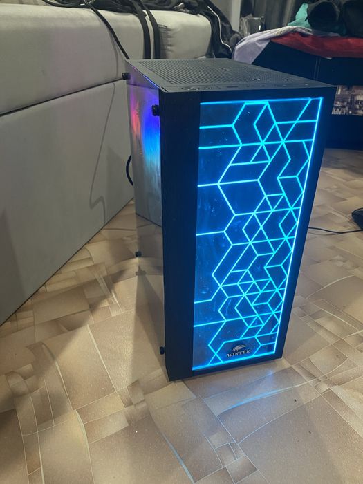 Продаю игровой компьюьер