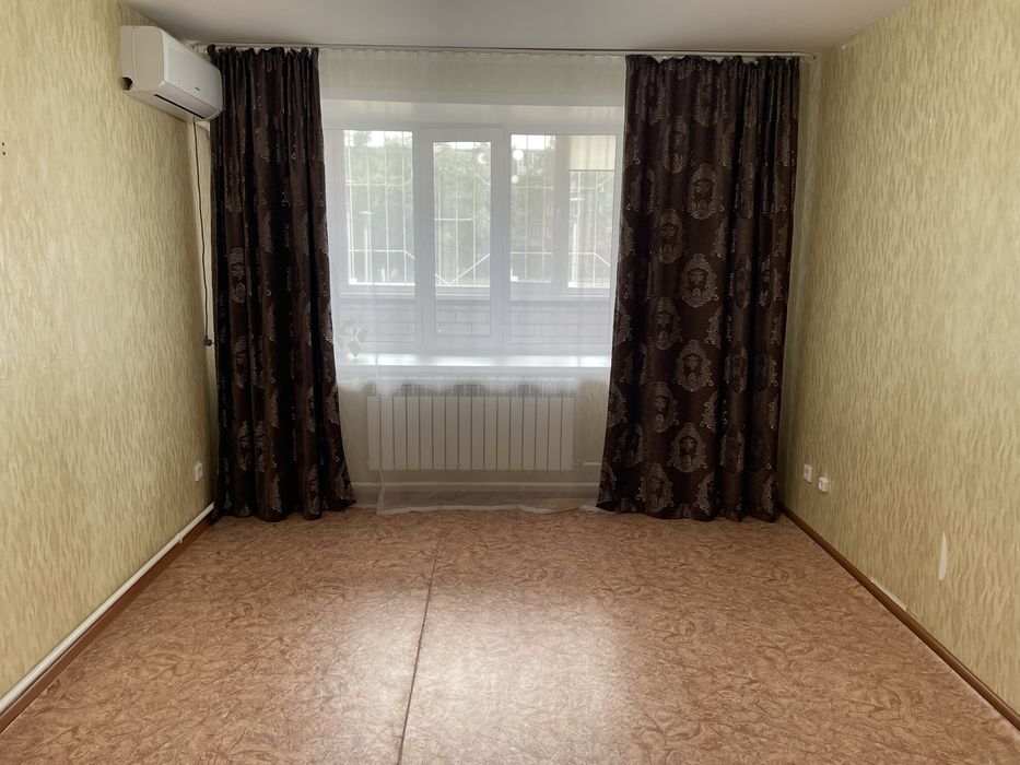 Сдам 2 комнутную квартиру