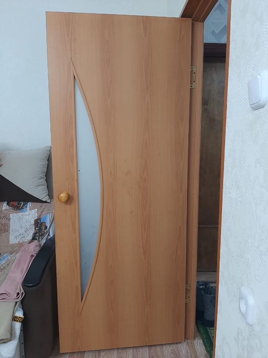 Продам двери в отличном состояний