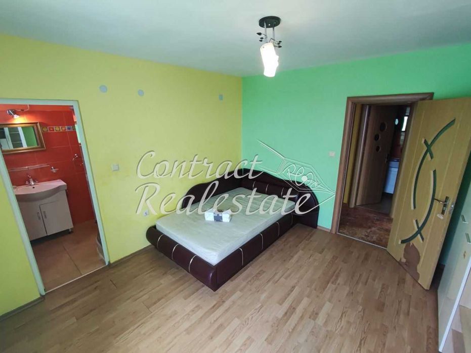 Дава се под наем Тристаен апартамент в Варна, Бриз - 120 кв.м за 510 € - Снимка #16