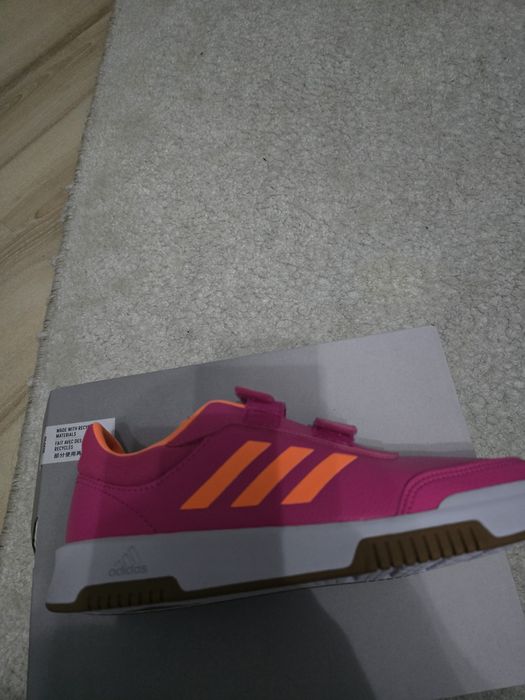 Дамски маратонки adidas 40 номер