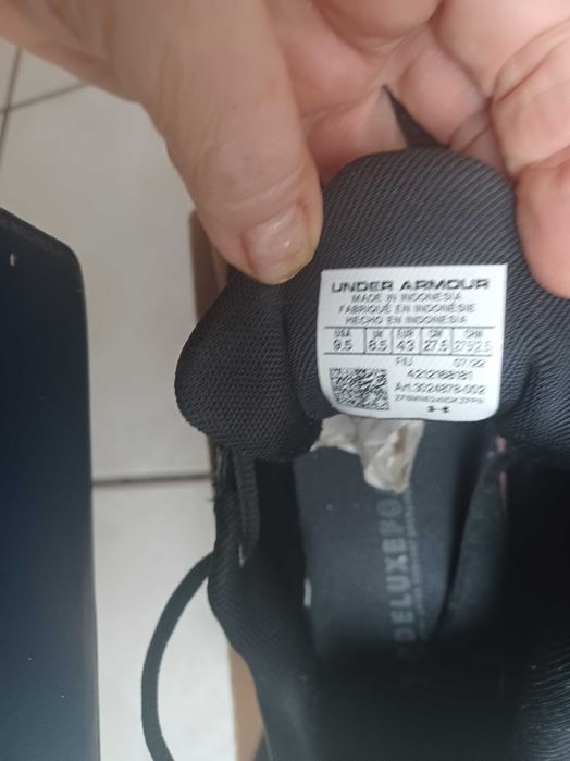 Маратонки оригинални, нови, черни 70 лв., 42 номер