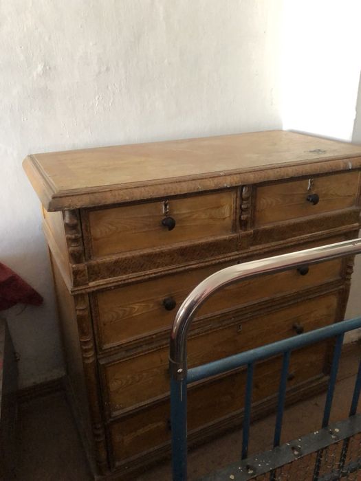 Мебель , даром. самовывоз