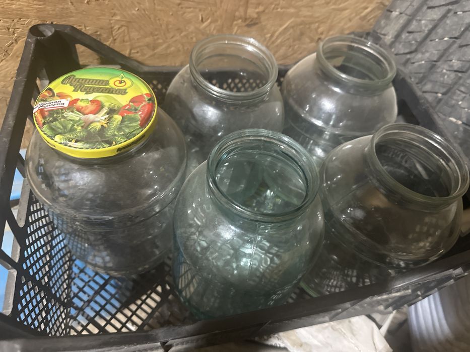 Продам банки стеклянные разные