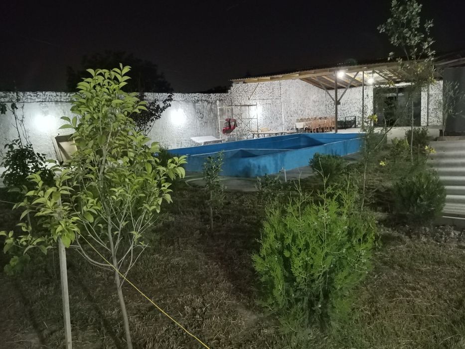 Dacha va basseyn Arendaga