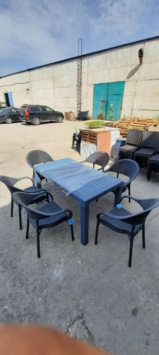 много здрав градински комплект 6 стола и маса 75/125см
